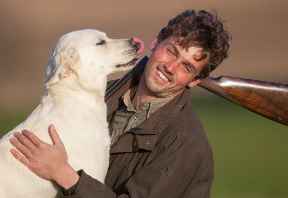 complicité chien lèche chasseur