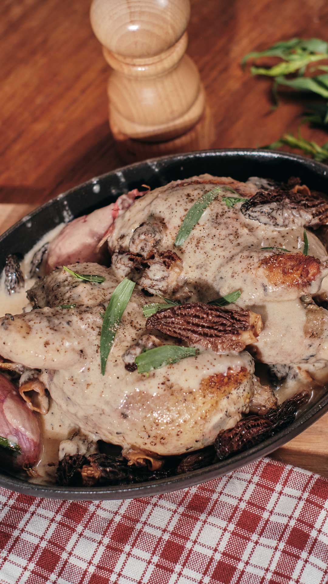 Perdrix aux morilles et au vin jaune