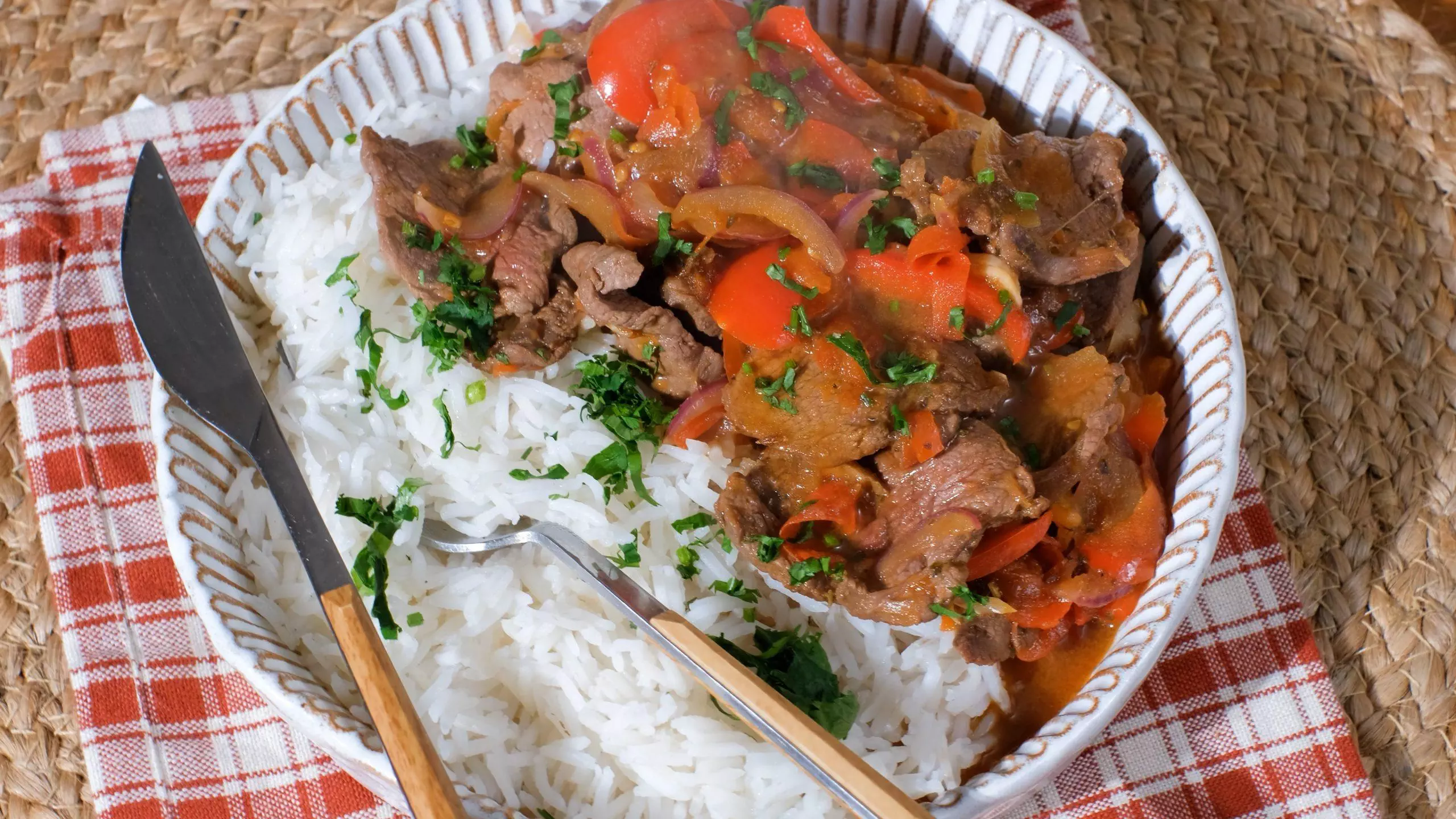 Lamo Saltado de biche